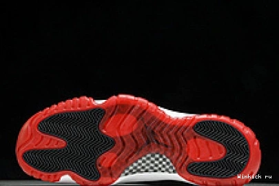 Jordan 11 “Bred Velvet” Air 1009